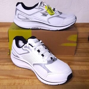 NWT "Skechers" Go Run Consistent 2.0 Silver Wolf Men's Size 11.5